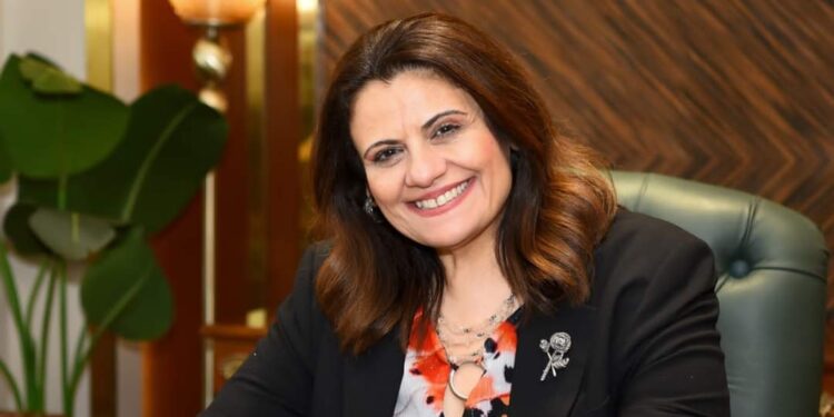 وزيرة الهجرة تعلن انتقال العمل إلى مقر الوزارة بالعاصمة الإدارية