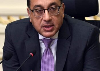 رئيس الوزراء يهنئ شيخ الأزهر بعيد الأضحى المبارك