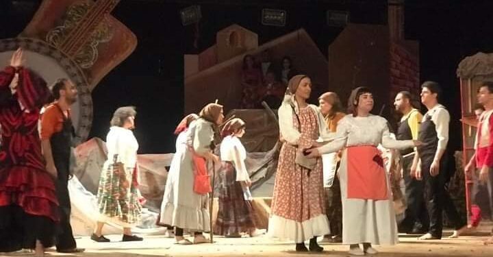 قومية دمياط تعرض “الحصيد والمنجل” بمسرح ثقافة دمياط الجديدة