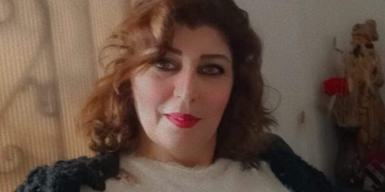 تراتيل صمتي تبوح بعشقك …