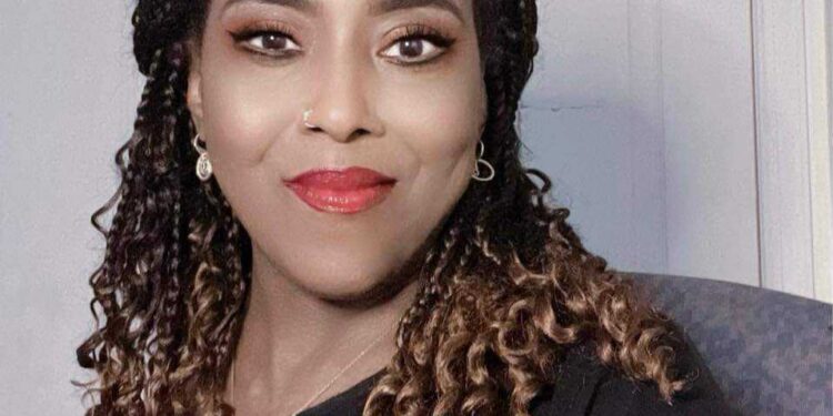 أنا أضع ُ الشَعرَ المستعار