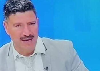 كانَ لونُ البحرِ أصفر…