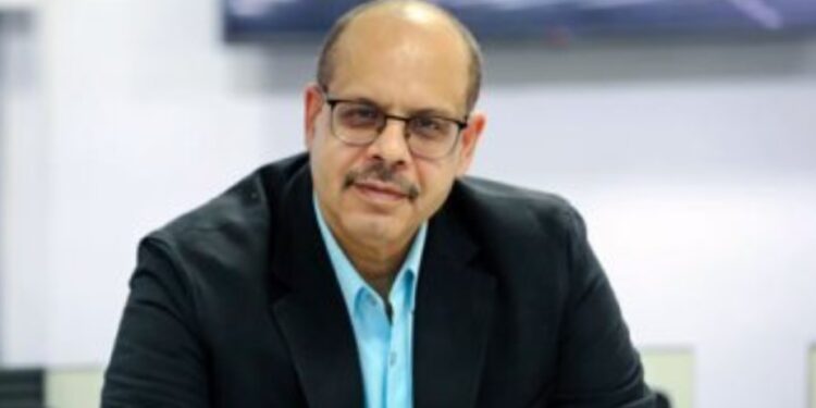 أكرم القصاص يكتب : الغواصة تيتان مغامرة أم انتحار؟