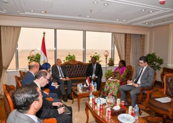 الدكتور سويلم يستقبل ممثل وزيرة البيئة والتنمية المستدامة بدولة الكونغو