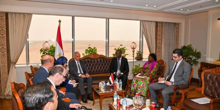 الدكتور سويلم يستقبل ممثل وزيرة البيئة والتنمية المستدامة بدولة الكونغو