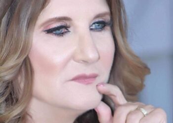 كنتُ أخبرُهُ …