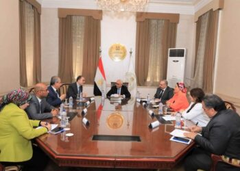 وزير التربية والتعليم يبحث مع رئيس الجامعة الأمريكية مشروعات التعاون لمجال التعليم … …