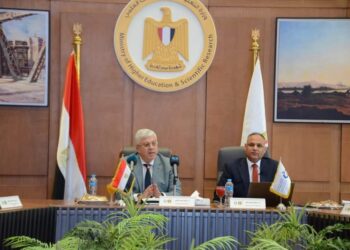 مجلس أكاديمية البحث العلمي والتكنولوجيا فى اجتماعه برئاسة وزير التعليم