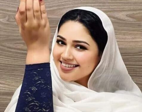 ماذا يقولُ البحرُ …