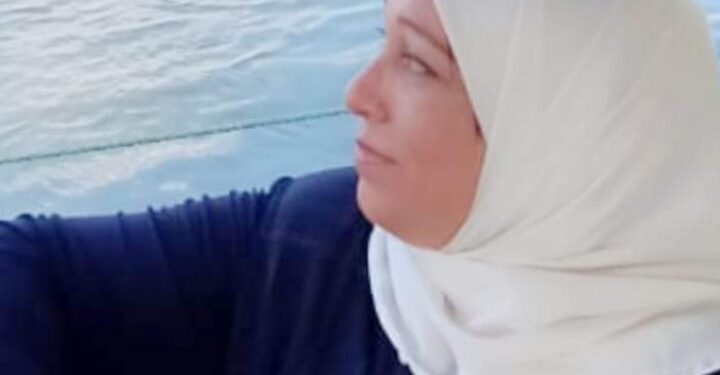 عـيـنـاك …