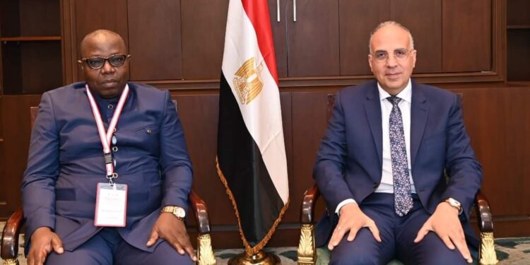 الدكتور سويلم يلتقى وزير المياه بجمهورية أفريقيا الوسطى