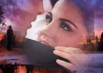 على رمشها …