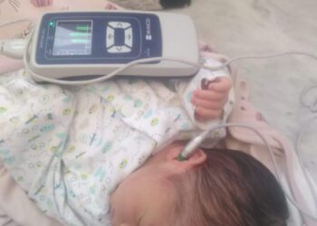 الصحة: فحص 4 ملايين و997 الف طفل لعلاج ضعف وفقدان السمع