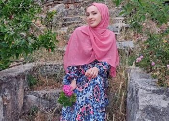 « لست ربَّا » بقلم … فاطمة أيوب