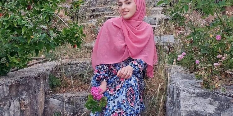 « لست ربَّا » بقلم … فاطمة أيوب