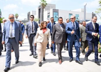 وزيرا الهجرة والتنمية المحلية ومحافظ الغربية يتفقدون المنطقة اللوجيستية بطنطا