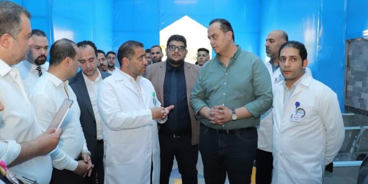 رئيس هيئة الرعاية الصحية في جولة تفقدية