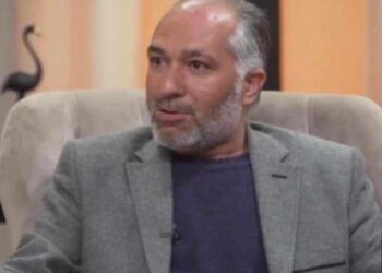 أخشى ضياعيَ في صمتي