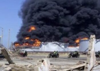 حريق فى خطوط البترول بمصفاة ميناء الأحمدى الكويتية