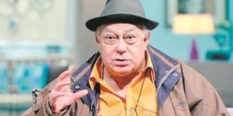 وفاة الشاعر الكبير شوقى حجاب عن 77 عامًا