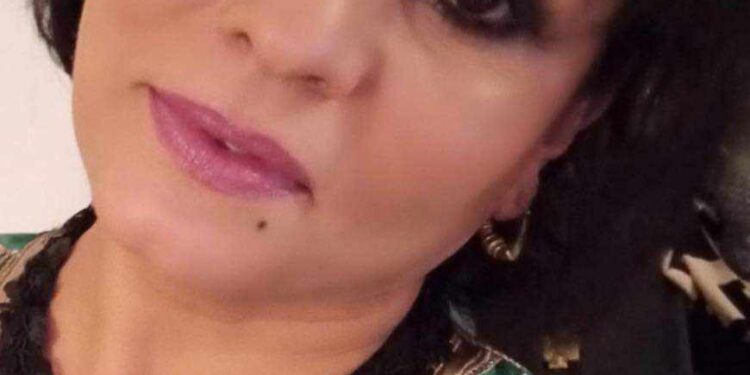 شال وشرفة …