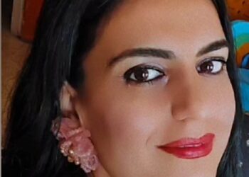 قراءة موجزة  ل”سيدة الأكوان” نص الشاعرة السورية نرجس عمران …