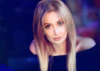 زينة جرادي تكتب … أشباهُكَ الأربعون