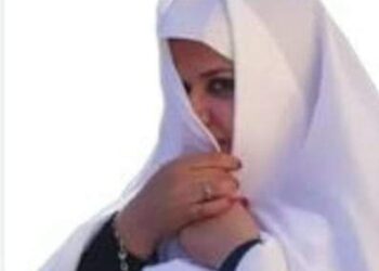 فـــــــي رداء أمي  …               