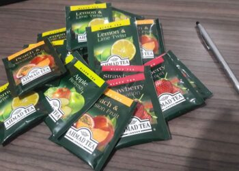 الشاي ع النار …