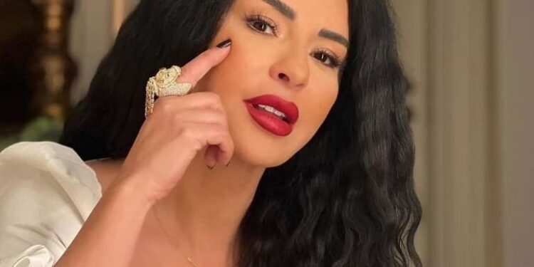 ماغي بوغصن تكشف تفاصيل شجارها مع سيدة بسبب طفل