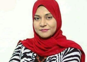 عـيـنـاه …