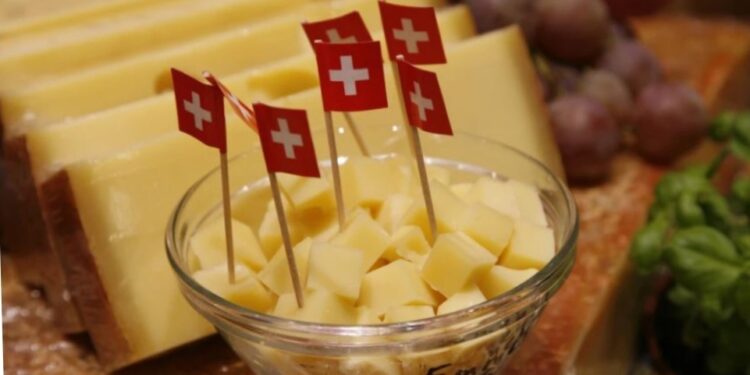 سويسرا تستورد الجبن لأول مرة .. أعرف السبب