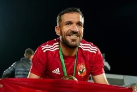 الأهلى يحتفل بمساهمة على معلول فى 13 هدفا خلال رحلة التتويج بالدورى