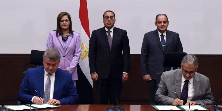 رئيس الوزراء يشهد توقيع مذكرة تفاهم …