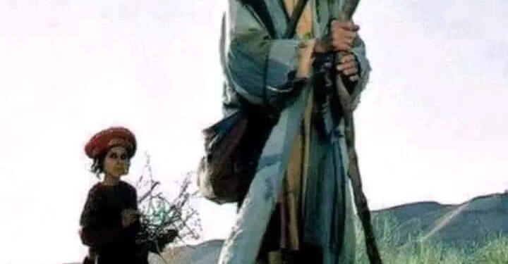 أعطى أبٌ لابنهِ