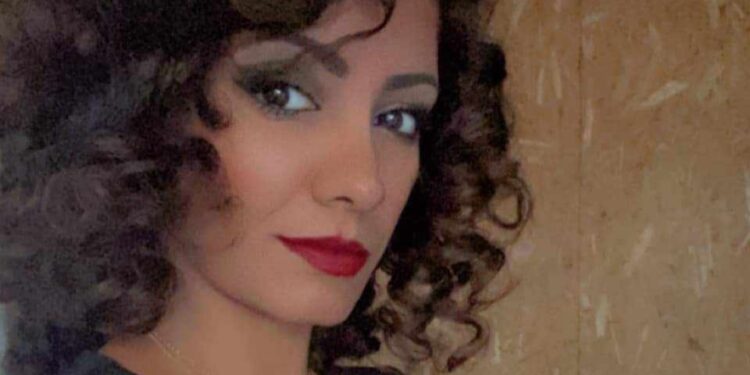 أناشيدُ شعبية …