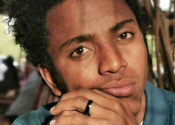 يعقوب عزيز يكتب  « نديم حكايا التّعب  »