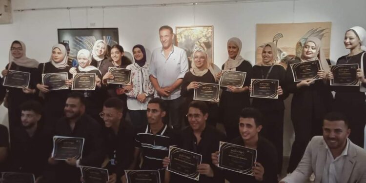 لقاءات حول الهوية والانتماء وسير الأعلام