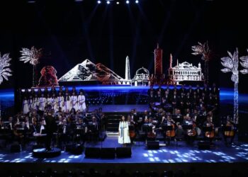 وزيرة الثقافة تشهد احتفالات الأوبرا بذكرى مرور 10سنوات على ثورة 30 يونيو 