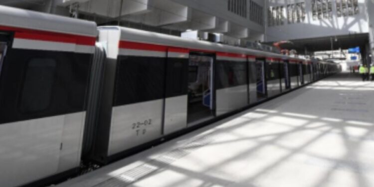 آخر فرصة للتقديم على وظائف القطار الخفيف غداً..