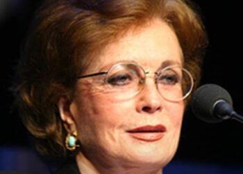 كيف وصفت جيهان السادات ثورة 30 يونيو قبل رحيلها؟