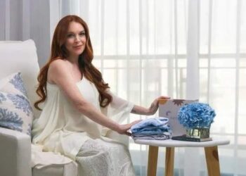 ليندسي لوهان تستقبل مولودها الأول من بدر شماس وتختار له اسما عربيا