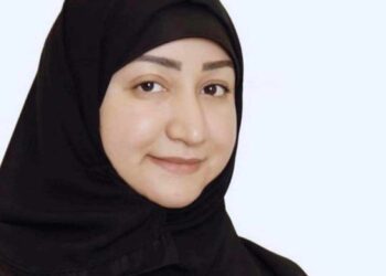 ستسطعُ مقلتي للشمسِ