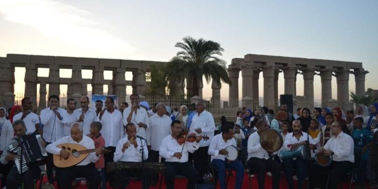 ساحة أبوالحجاج بالأقصر تشهد احتفالات ثورة 30 يونيو