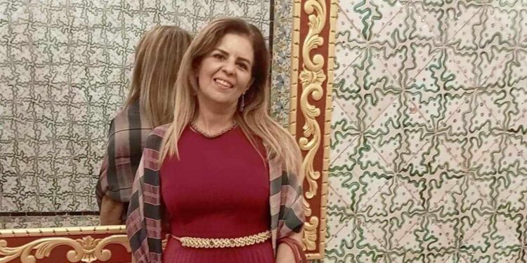 « ظنيت » للشاعرة ليلى السليطى …