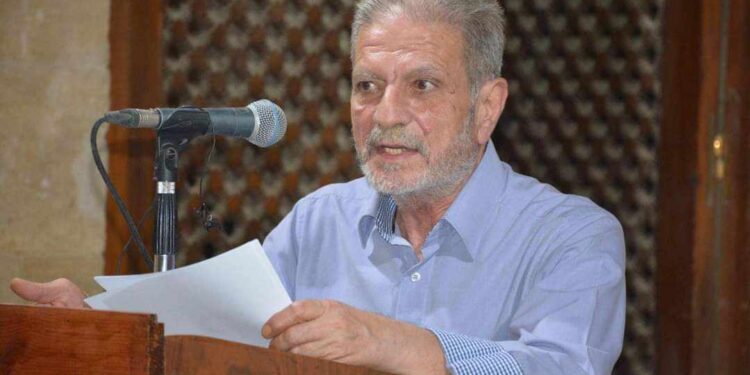 معاً نحن في صورة الحلمِ،