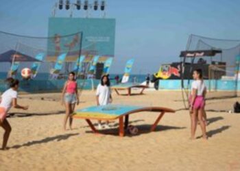 منافسات لعبة “تيك بول” ضمن فعاليات مهرجان العلمين الجديدة