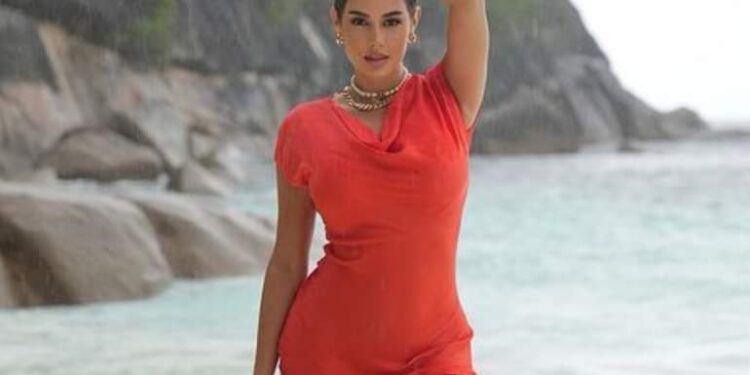 جدل جديد حول تقليد ياسمين صبري لجورجينا في أحدث صورها