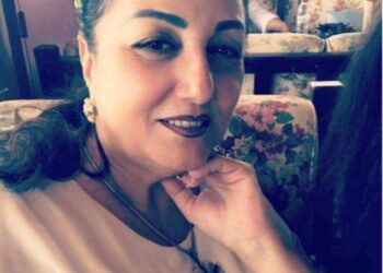 لم أبكِ من عشقٍ ولا …