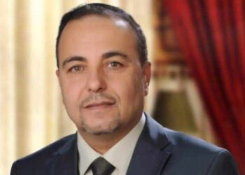 صاحٍ وإن كنتُ منسوبا إلى الثمَلِ